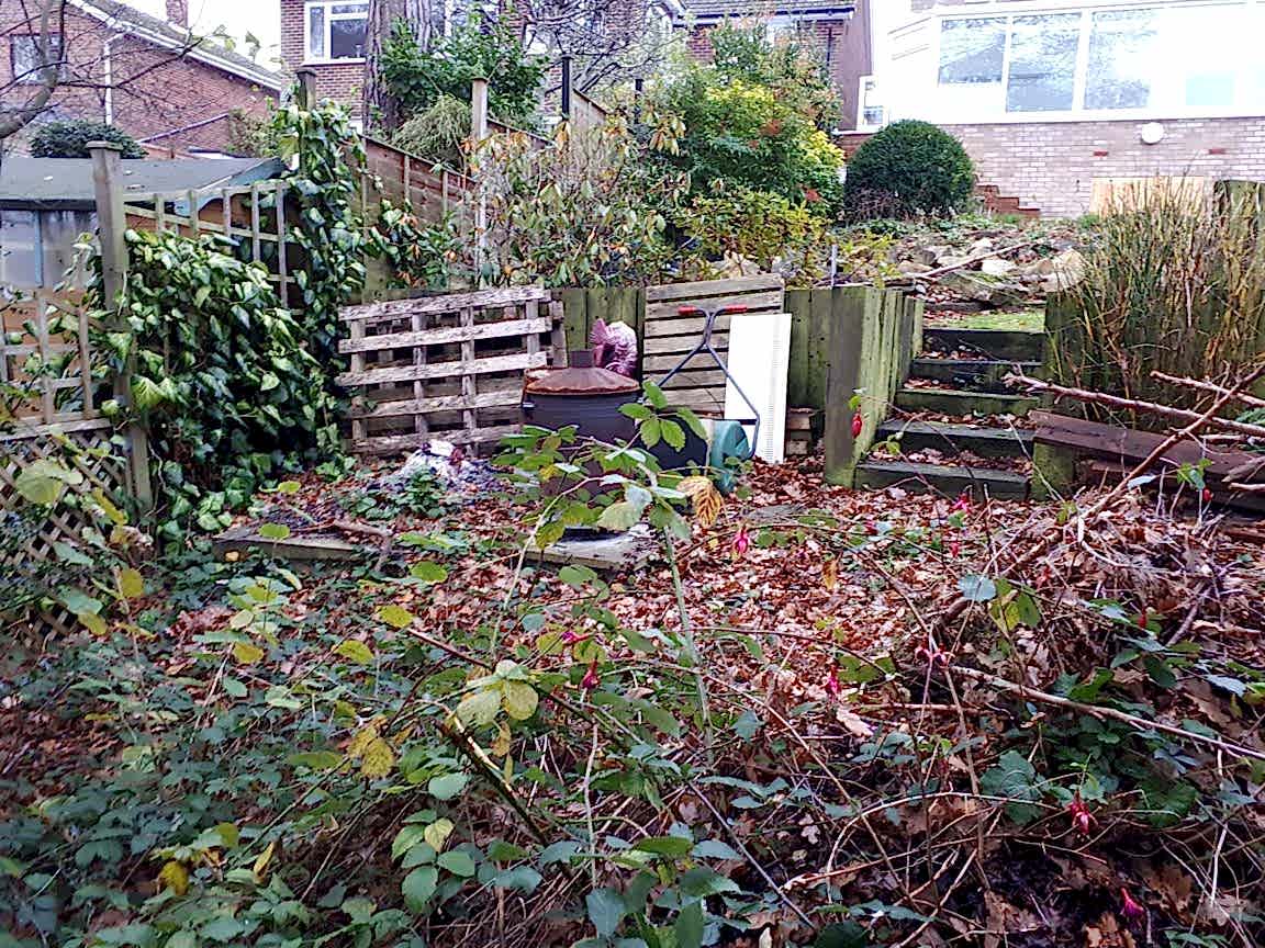 Sloping garden design Sandhurst Berkshire