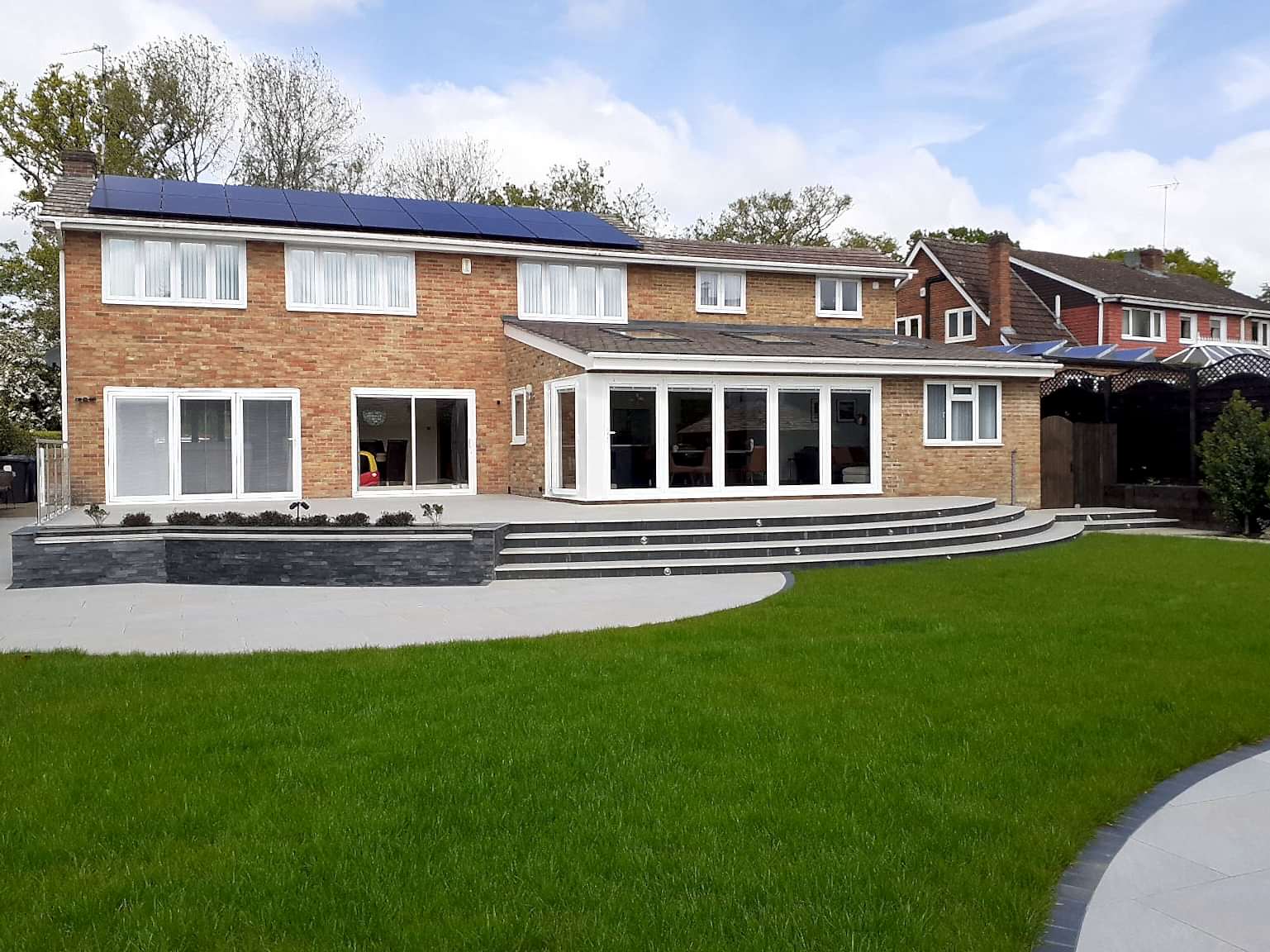 Sloping garden design in Crowthorne Berkshire